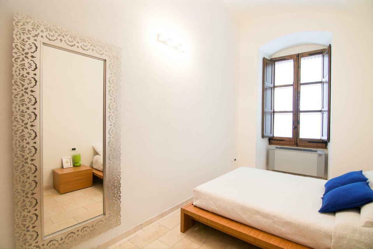 Modern Apartment In Historic Building Cagliari Exterior photo