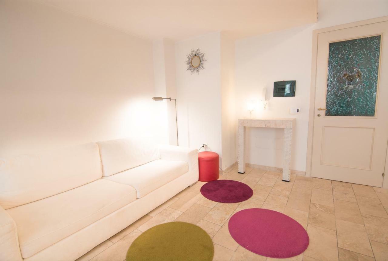 Modern Apartment In Historic Building Cagliari Exterior photo