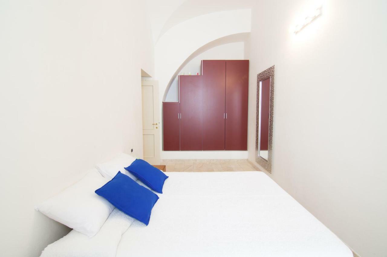 Modern Apartment In Historic Building Cagliari Exterior photo